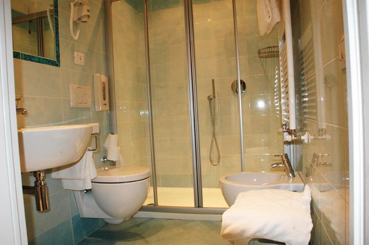 Hotel Garni Vela D'Oro Brenzone sul Garda Zewnętrze zdjęcie