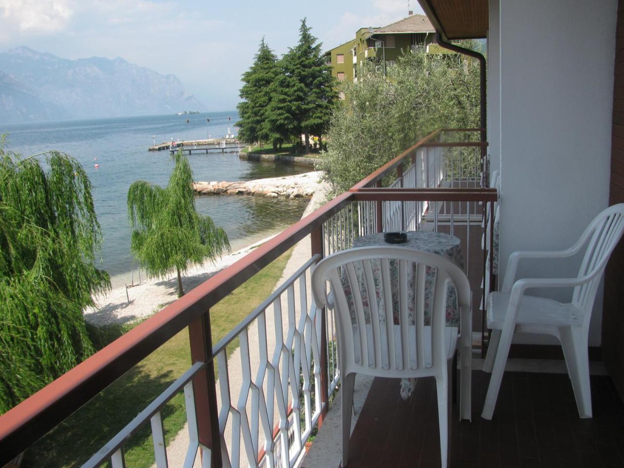 Hotel Garni Vela D'Oro Brenzone sul Garda Zewnętrze zdjęcie